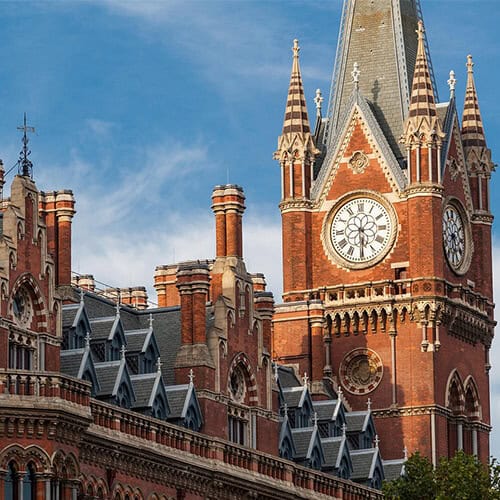 Besök St Pancras station om du går på en Harry Potter tour i London.