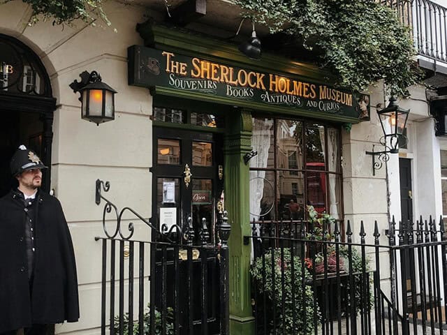 The Sherlock Holmes museum i City of Westminster.