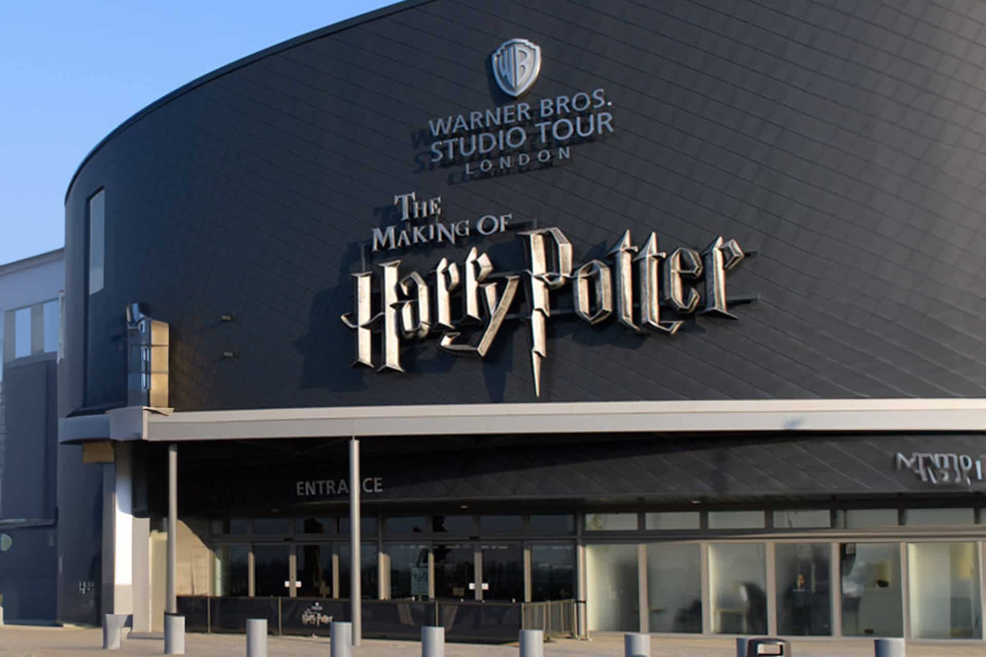 Svart byggnad HP Harry potter studios